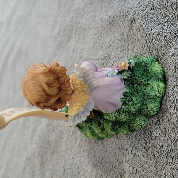 Angel with Bunny & Biblical Verse Statue!! - Picture 3 of 8